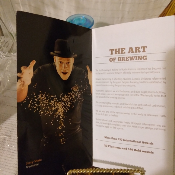 "BEER TASTING NOTES"PAPERBACK BOOK... UNIBROUE..CHAMBLY QUEBEC.CANADA - Picture 2 of 4